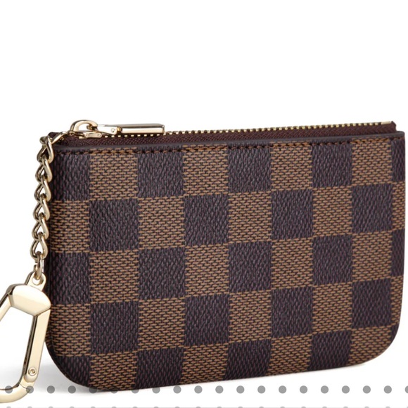 Checkered Wallet Keychain - Picture 6 of 8